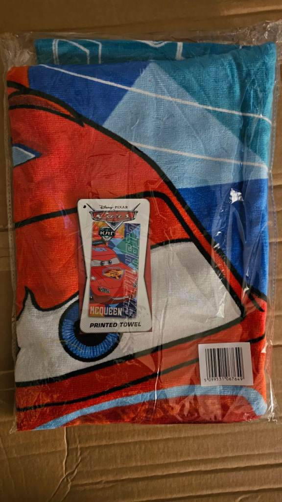 Disney car's lighting mcqueen towel