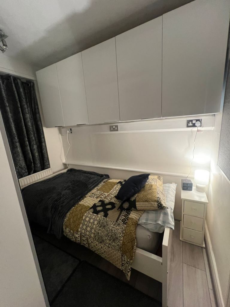 Single Room available up until July  (preferably female )