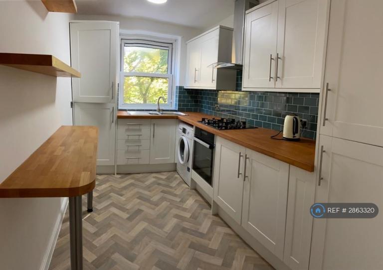 2 bedroom flat in Montpelier Road, Brighton, BN1 (2 bed) (#2863320)