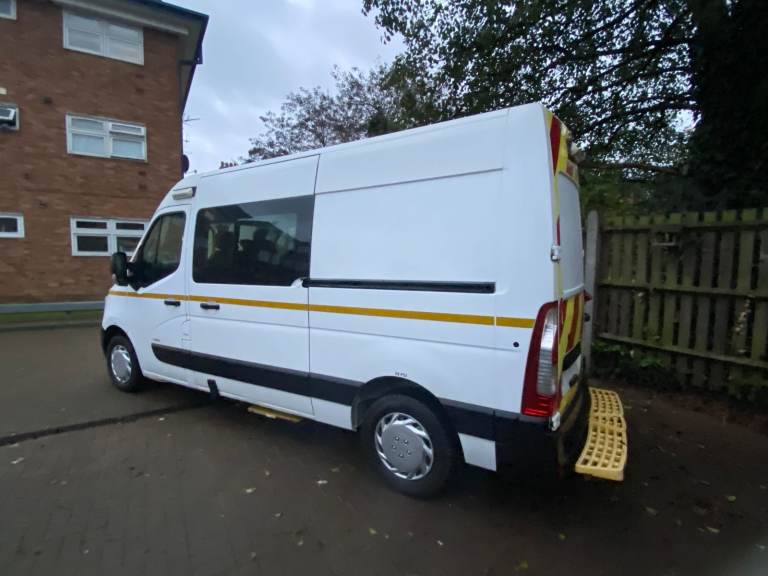 2018 68 Vauxhall Movano Welfare Van Crew Cab 6 seat ideal Camper van NO VAT 1 Owner Ford Transit 
