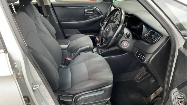 2014 Kia Carens 1.6 GDi 2 5dr MPV PETROL Manual
