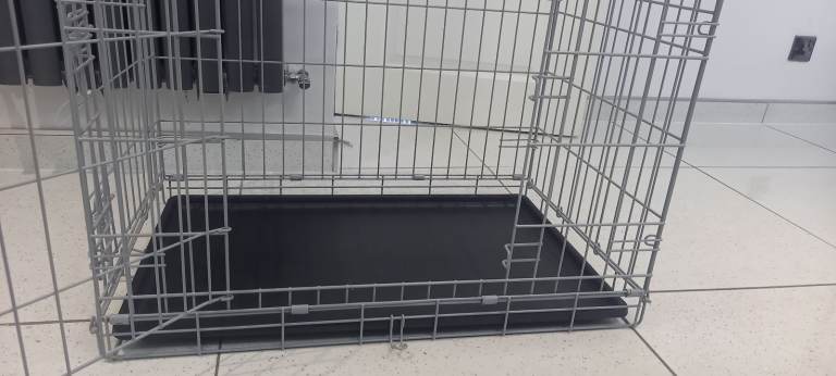 Dog crate 