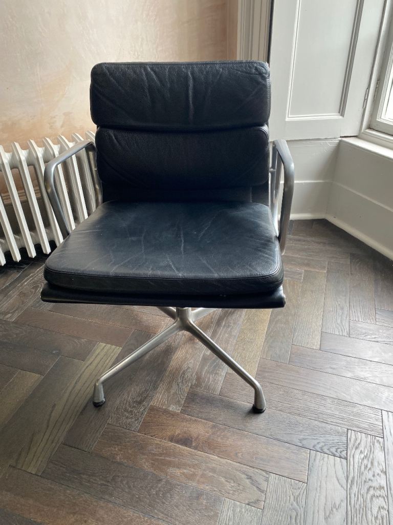 Vitra EA208 Softpad Chair in Black Leather with 30 year Vitra guarantee running until 2036