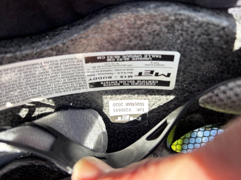 Child’s MET bike helmet, 46 to 53cm