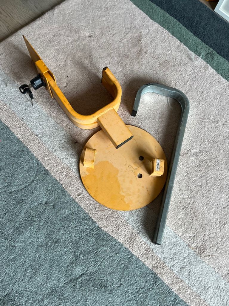 Wheel lock used on caravan 
