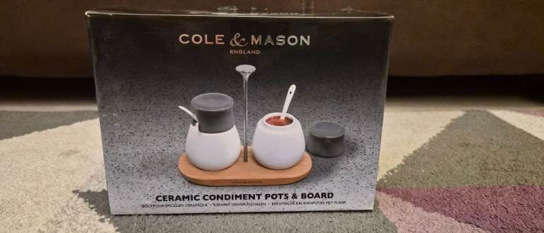 Cole & Mason Ceramic Condiment Pots & Board