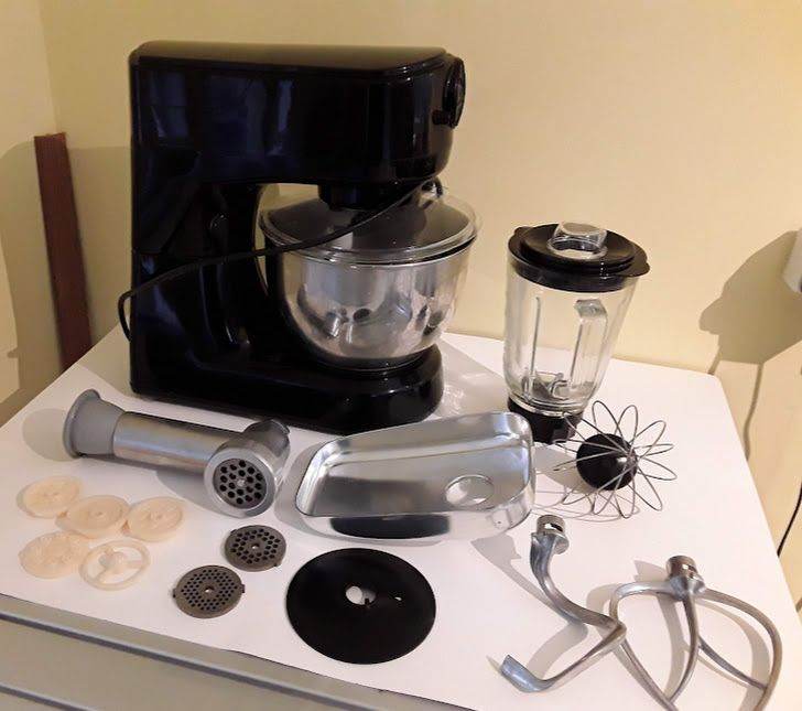 Food Mixer with accessories