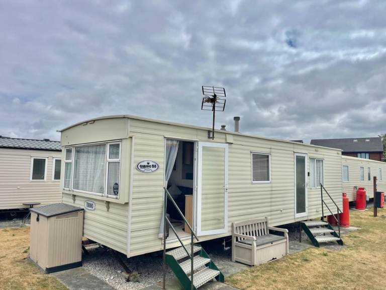 Mobile static caravan to rent Wickford 