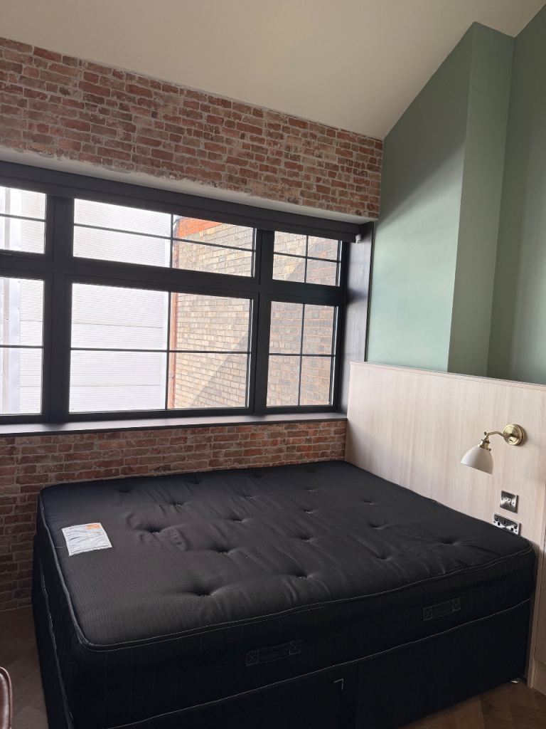 Student studio tenancy takeover 