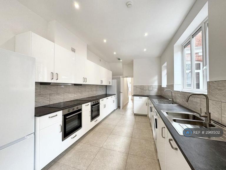 1 bedroom in St. Patricks Road, Coventry, CV1 (#2961502)