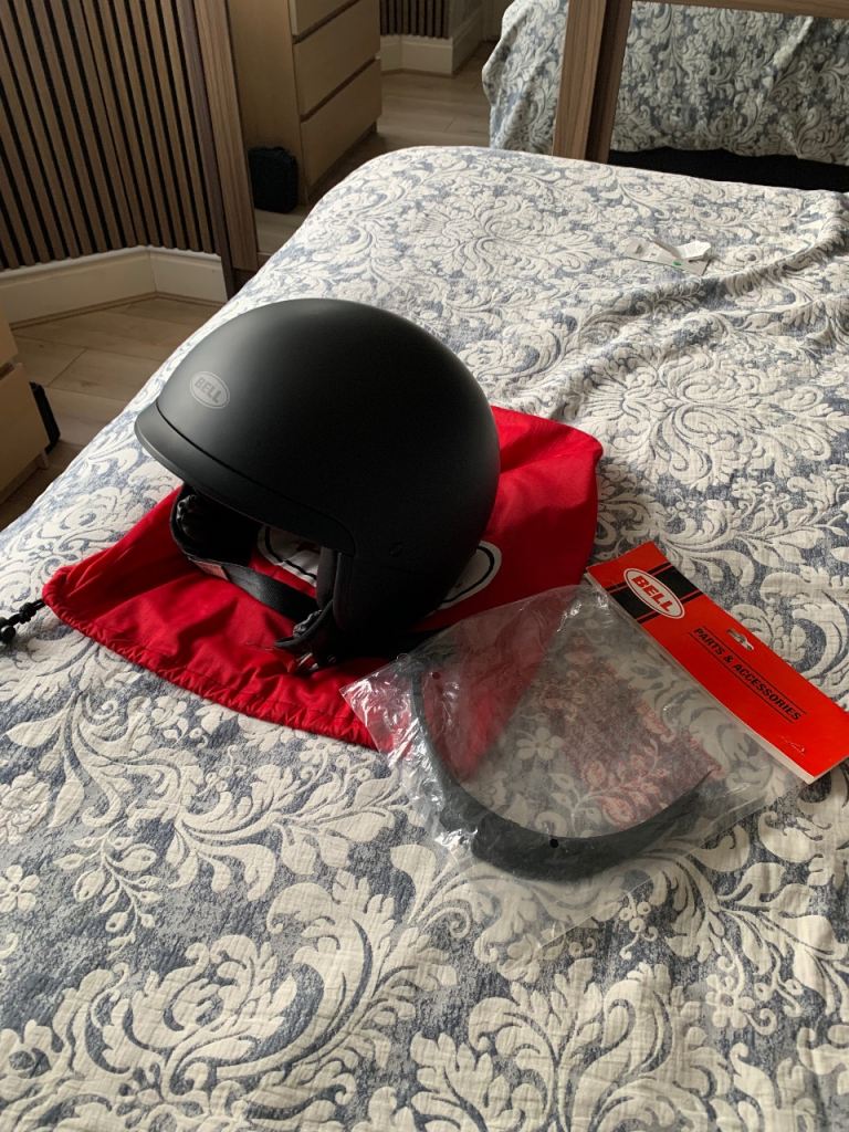 Bell scout air motorbike helmet