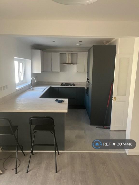 2 bedroom house in Moorgate Avenue, Leicester, LE4 (2 bed) (#3074418)
