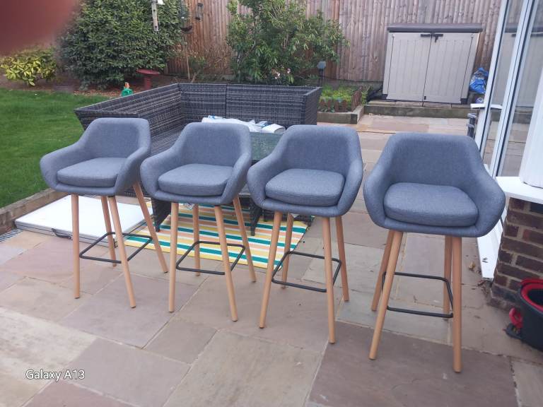 Set of 4 Grey Fabric Bar Stools with Wooden Legs brand-new 