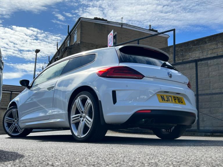 2017 Volkswagen Scirocco 2.0 TDi BlueMotion Tech R-Line 3dr DSG COUPE Diesel Automatic