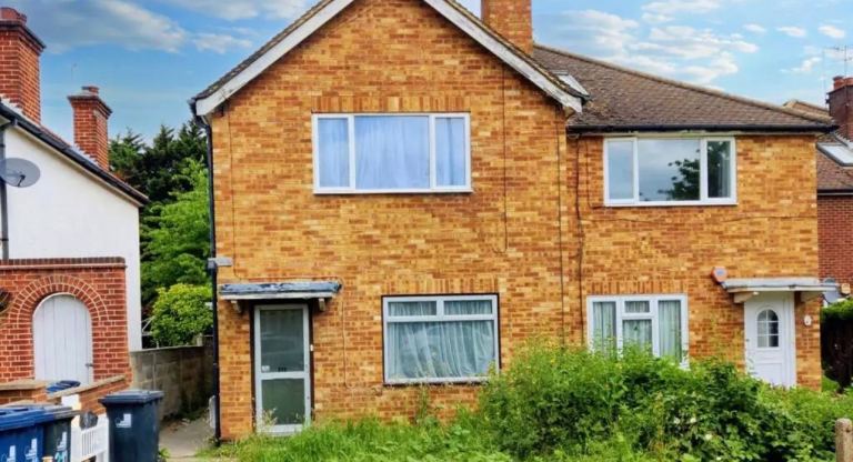 £1,080 pcm (£249 pw) 2 bedroom maisonette to rent Ferrymead Avenue, Greenford UB6