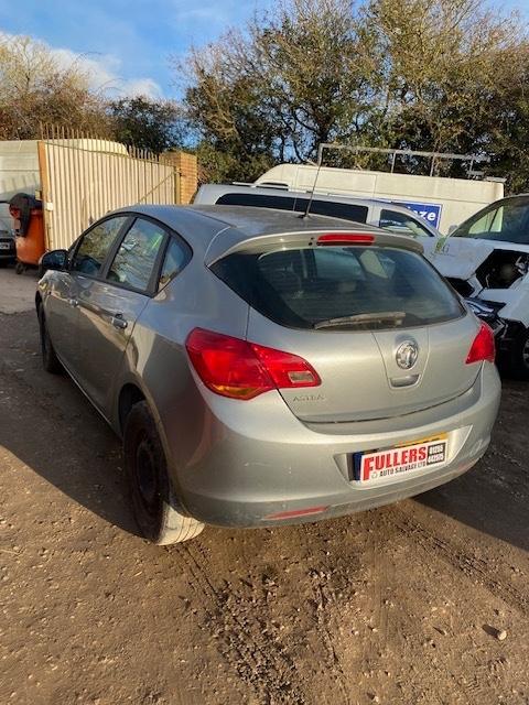 2011 Vauxhall Astra 1.4i 16V Exclusiv [87] 5dr DAMAGED REPAIRABLE SALVAGE HATCHBACK Petrol Manual