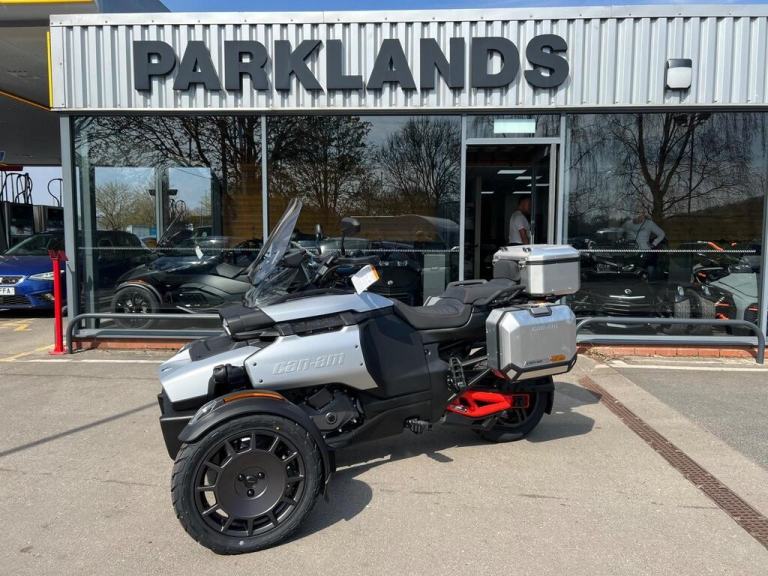 2025 Can-Am Spyder Canyon XT 1330cc 6 speed semi automatic trike EX Demo