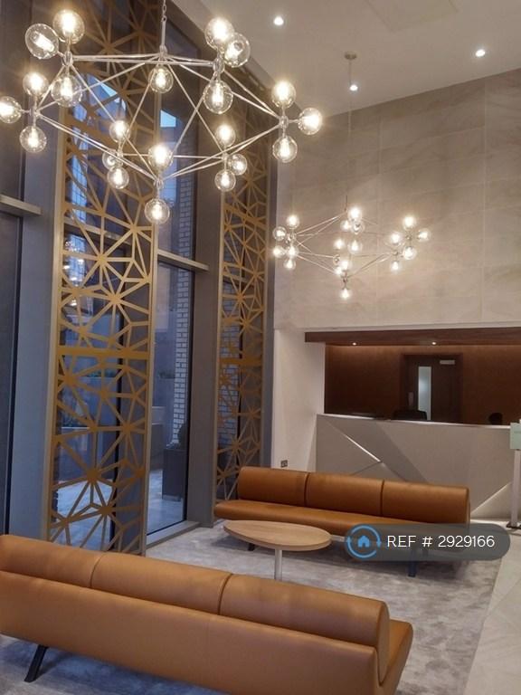 1 bedroom flat in Heritage Tower, London, E14 (1 bed) (#2929166)