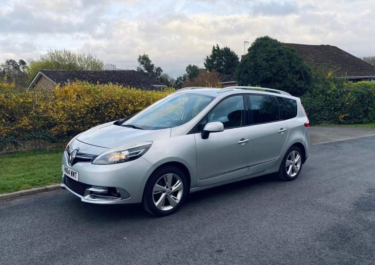 Renault, GRAND SCENIC, MPV, 2014, Manual, 1461 (cc), 5 doors
