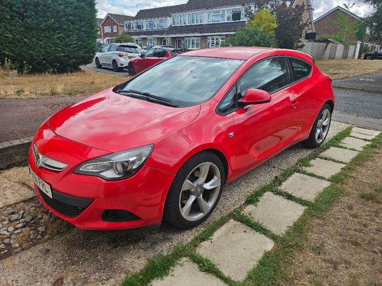 Vauxhall, ASTRA GTC, Hatchback, 2011, Manual, 1364 (cc), 3 doors