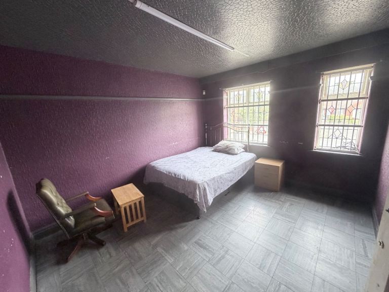 Room to rent