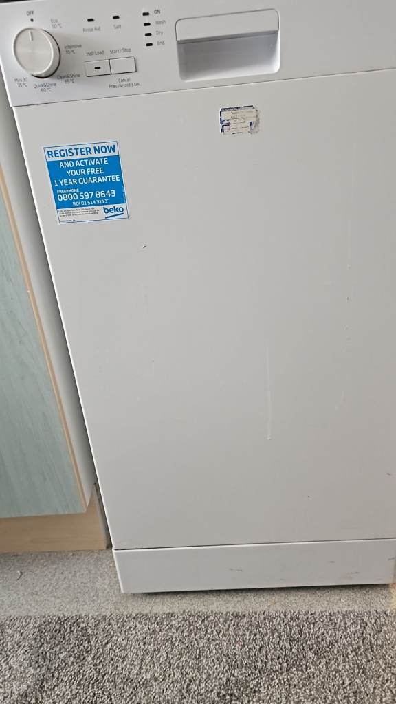 Reliable White Dishwasher – Good Condition, Ready to Go