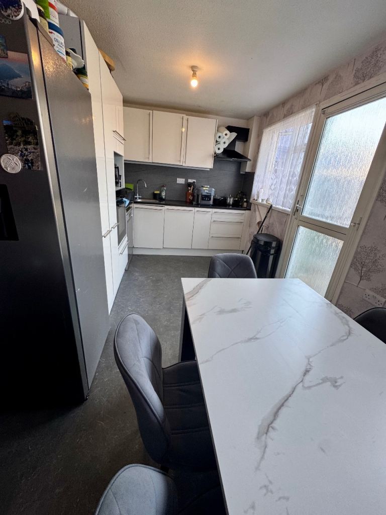 4 Bedroom House to Rent – Basingstoke, RG24 9DP