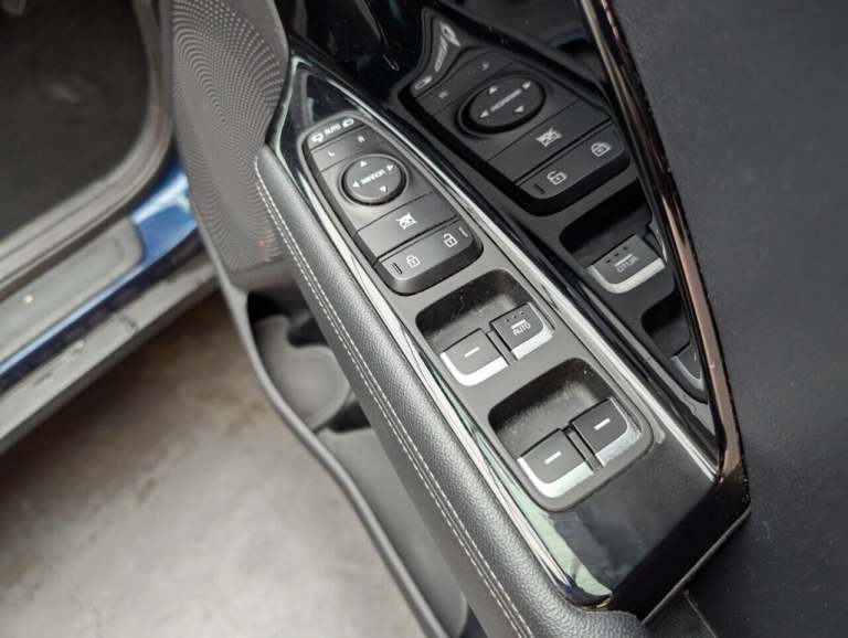 2019 Kia Niro 1.6h GDi GPF 2 SUV 5dr Petrol Hybrid DCT Euro 6 (s/s) (139 bhp) SOLAR GLASS ESTATE ...