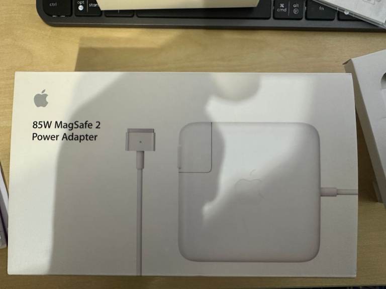 Apple 85W Magsafe 2 Power Adapter - Boxed - Excellent Condition £45