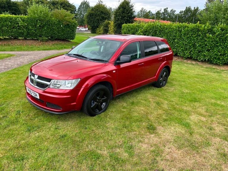DODGE JOURNEY 7 SEATS 2.0 DIESEL 49K NEW MOT IMMACULATE CONDITION 
