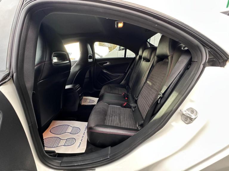 2015 Mercedes-Benz CLA 2.1 CLA220 CDI AMG Sport Coupe 7G-DCT Euro 6 (s/s) 4dr SALOON Diesel Autom...
