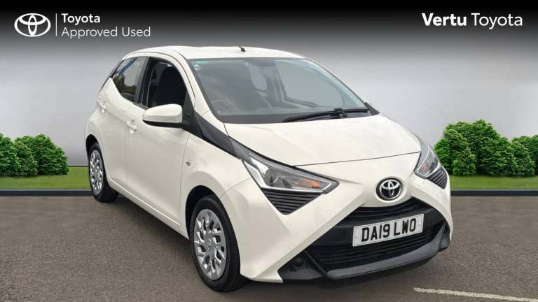 2019 Toyota AYGO 1.0 VVT-i X-Play 5dr Petrol Hatchback Hatchback Petrol Manual