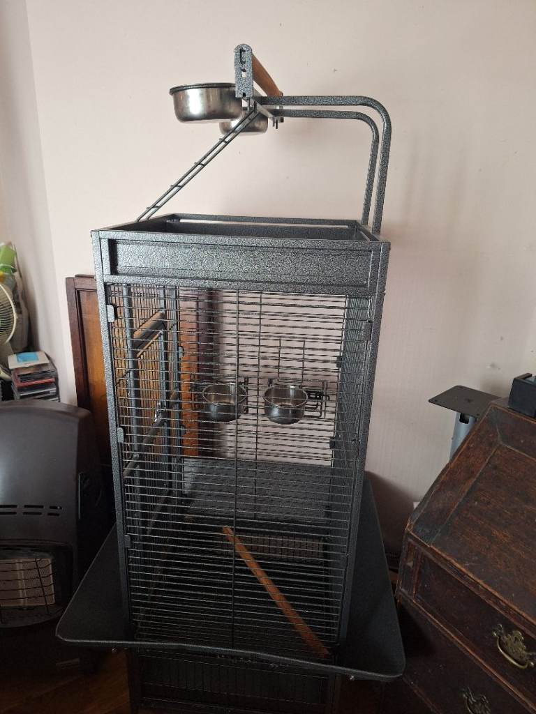 Parrot  cage with stand