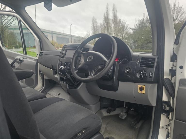 VOLKSWAGEN CRAFTER 2.0 TDI LUTON TAIL LIFT NEW CLUTCH FLY WHEEL &amp; CAMBELT NO VAT