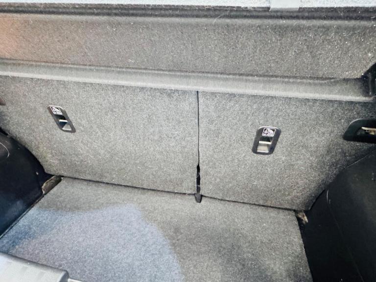 2015 Suzuki Swift 1.2 SZ3 5dr HATCHBACK PETROL Manual