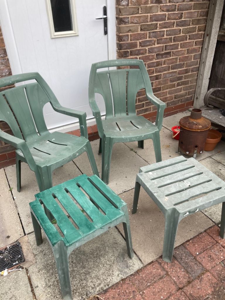 Garden Patio Chairs and Small Tables – Green Plastic Set