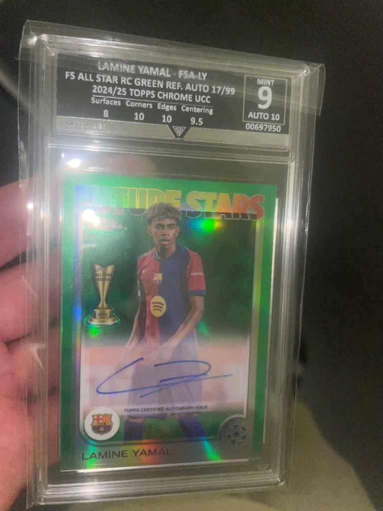 image for Topps chrome lamine yamal future stars auto! /99 green Ref RARE