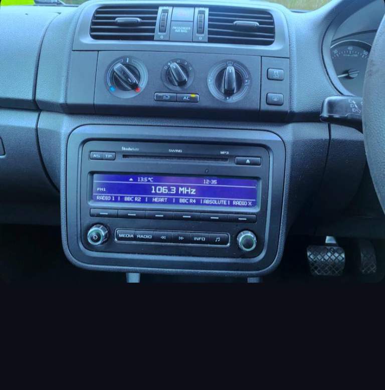 Skoda, AUTOMATIC FABIA, Estate, 2012 1197 (cc), 5 doors