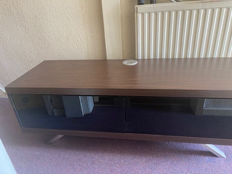 Television cabinet 