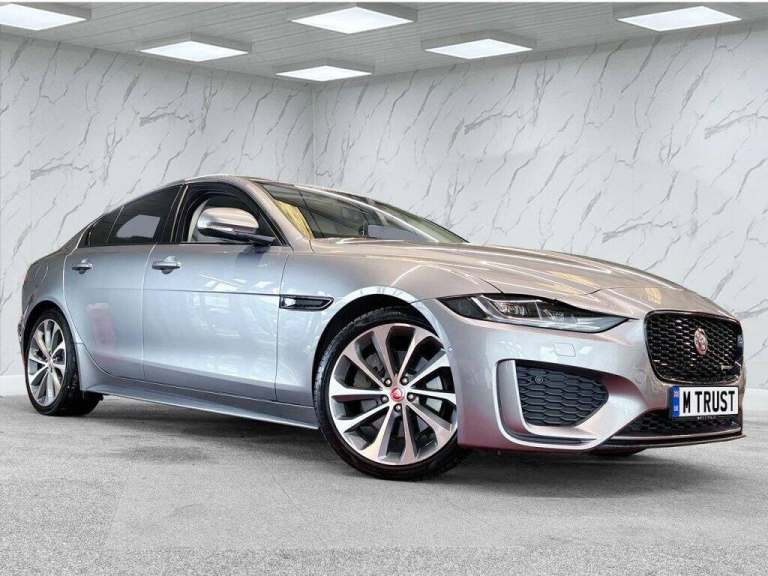 2020 Jaguar XE 2.0 D180 R-Dynamic SE Saloon 4dr Diesel Auto Euro 6 (s/s) (180 ps) Saloon Diesel A...