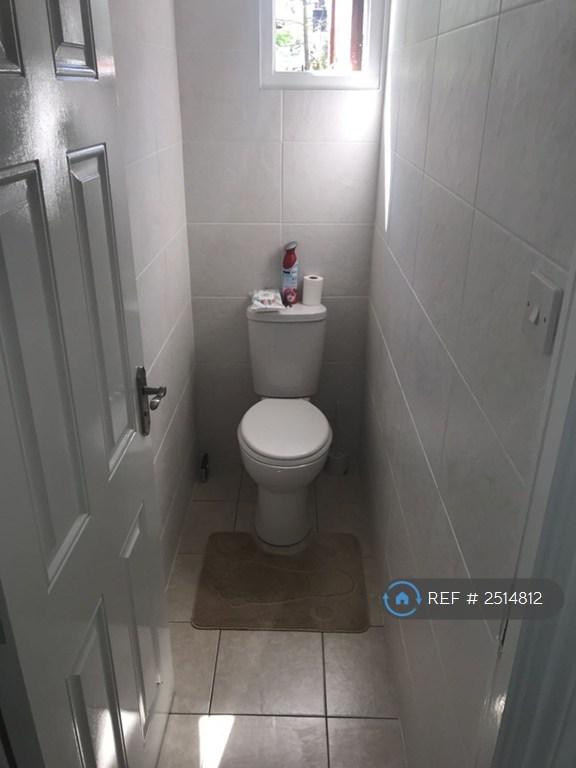 1 bedroom in Como Road, London, SE23 (#2514812)