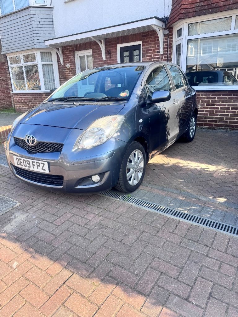 Toyota, YARIS, Hatchback, 2009, Semi-Auto, 1364 (cc), 5 doors