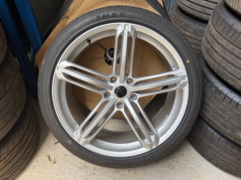 4 BRAND NEW 22” ALLOYS WHEELS & 285/35Z/R22 TYRES. See pictures for fitment etc £960