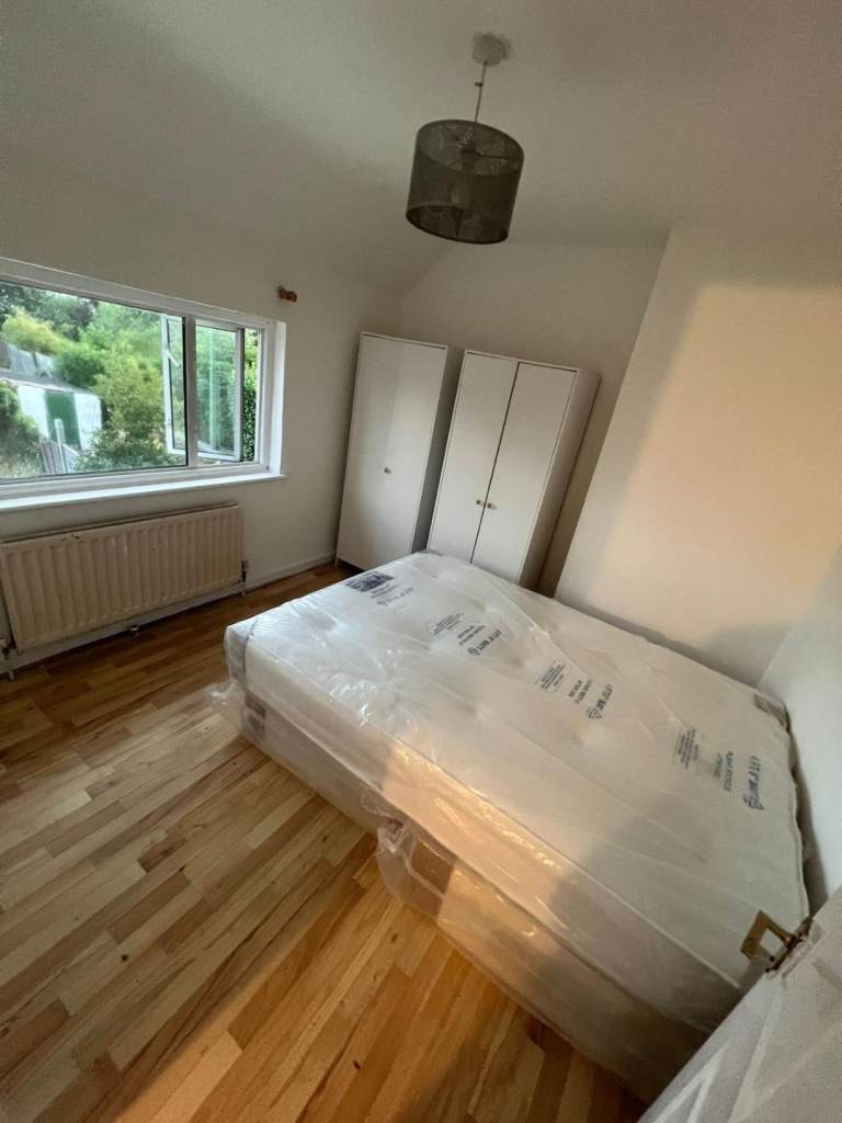 4 bedroom flat for rent in SW16 Streatham 