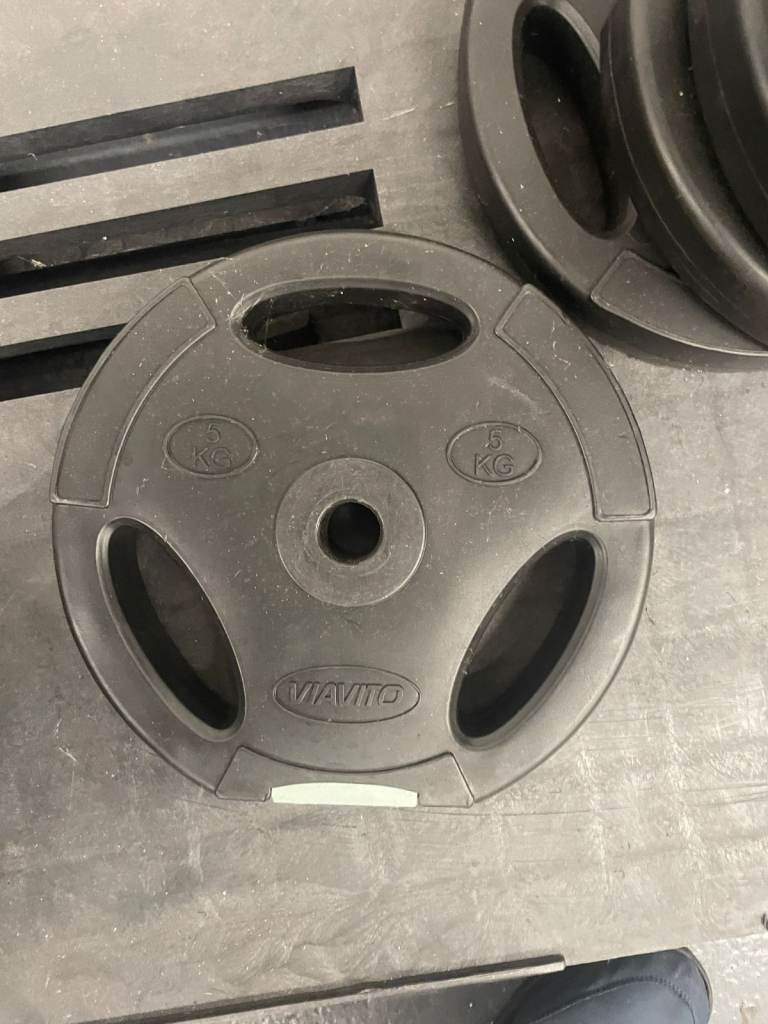Viavito 5KG Tri grip Vinyl Standard Weight Plates - Great For Home Gym Use