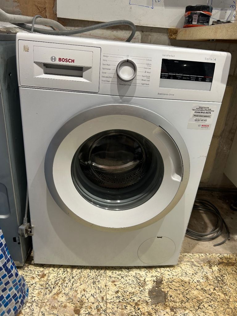 Bosch Serie 4 Washing Machine