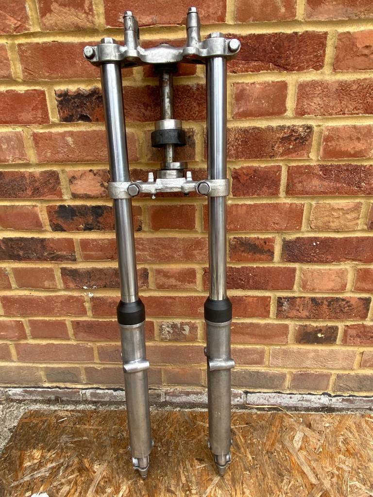 Suzuki TS185 front forks, yoke and head bearings