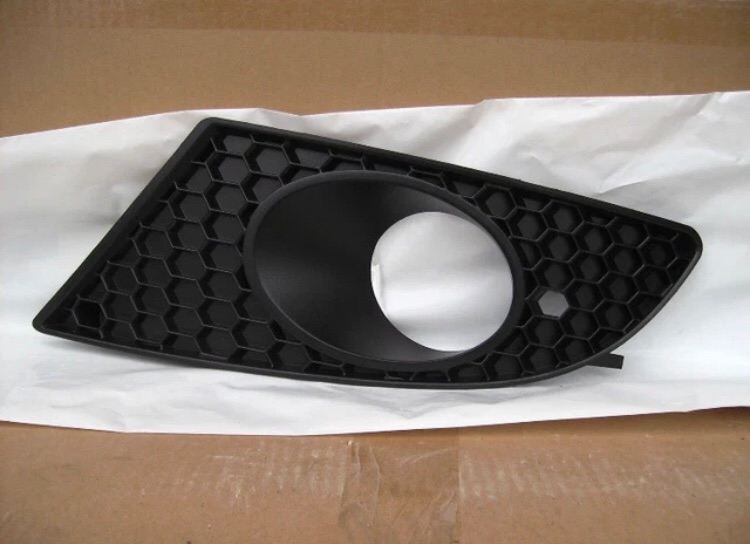 Seat Leon (2005-2012) Front Bumper Left Fog Light Grill
