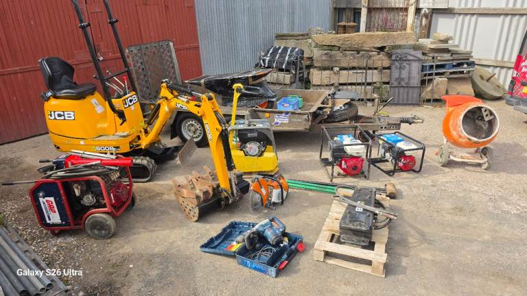 Jcb digger Ifor Stihl Wacker Hycon ALL