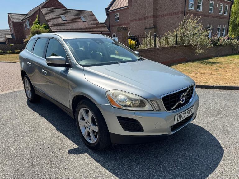 2012 VOLVO XC60 2.4 D5 SE LUX AWD FULL MOT 13 SERVICES! CAMBELT DONE! LOVELY CAR